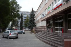 Vjazd na parkovisko Spelex s.r.o.