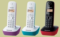 Bezdrôtové telefóny Panasonic KX-TG1611FX sú dostupné v rôznych farebných variáciách